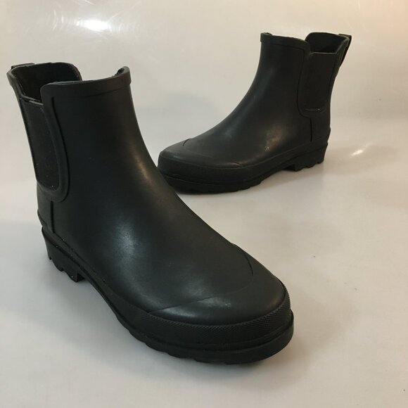 J. Crew 8 Black Short Lug-Sole Chelsea Rubber Ankle Rain Boots Waterproof - Picture 1 of 8
